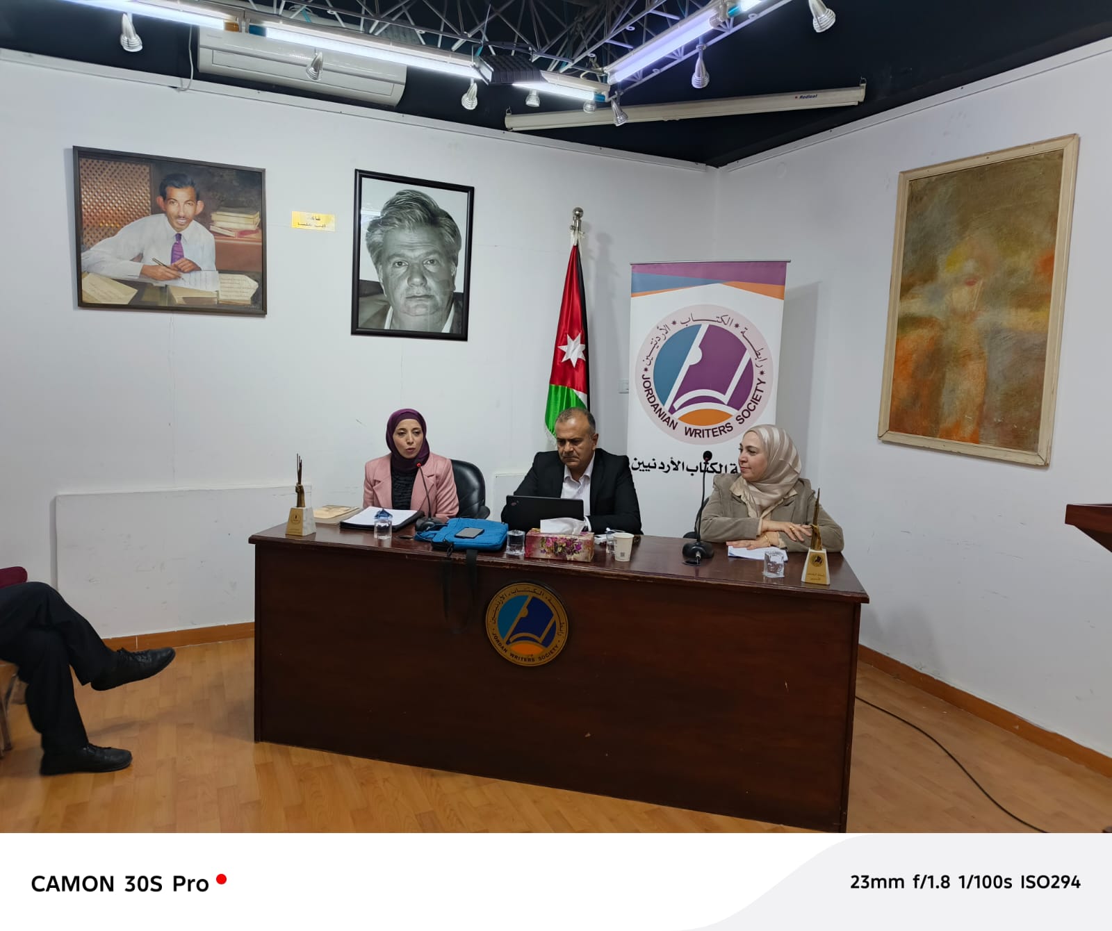 e10298fa ff5d 451b 92a8 0037d41bef47