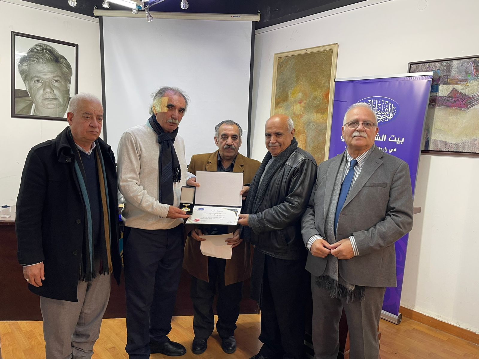 baf69754 866b 4485 b4f5 9436aa6f3759